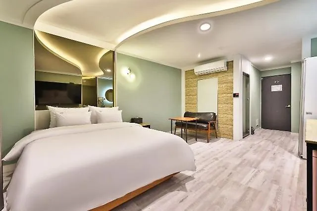 Incheon Hound Motel 0*,  South Korea